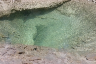 Yellowstone_thermal_pool.jpg